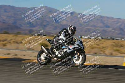 media/Dec-15-2023-Apex Assassins (Fri) [[91f19fb1c7]]/Trackday 2/Session 3 (Turns 16 and 17 Exit Speed)/